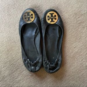 Tory Burch Classic Black Revas